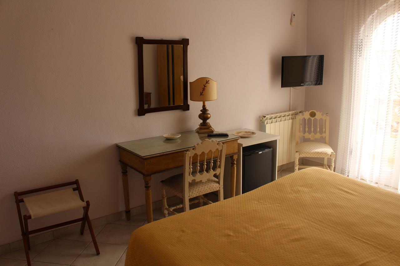 Hotel Villa Mora Джардини-Наксос Экстерьер фото