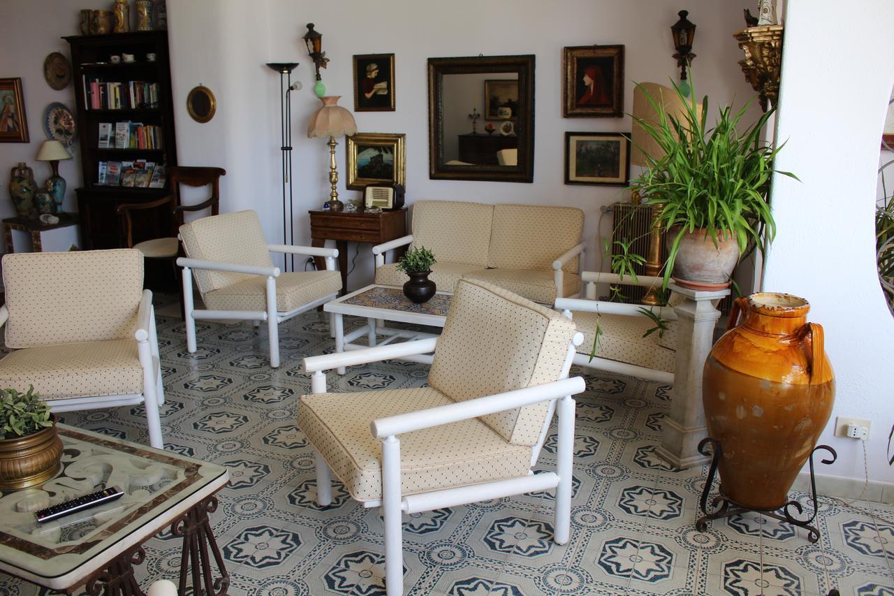 Hotel Villa Mora Джардини-Наксос Экстерьер фото