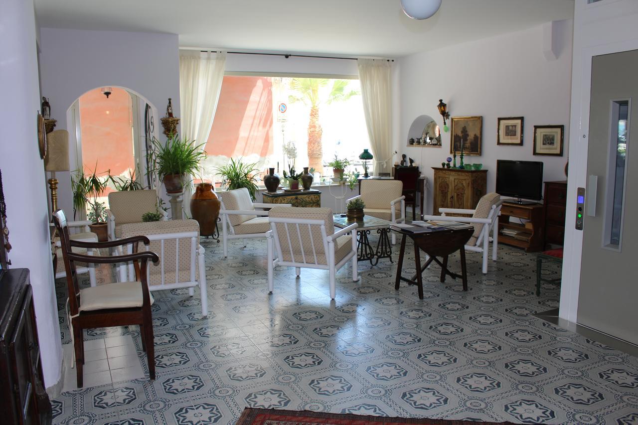 Hotel Villa Mora Джардини-Наксос Экстерьер фото