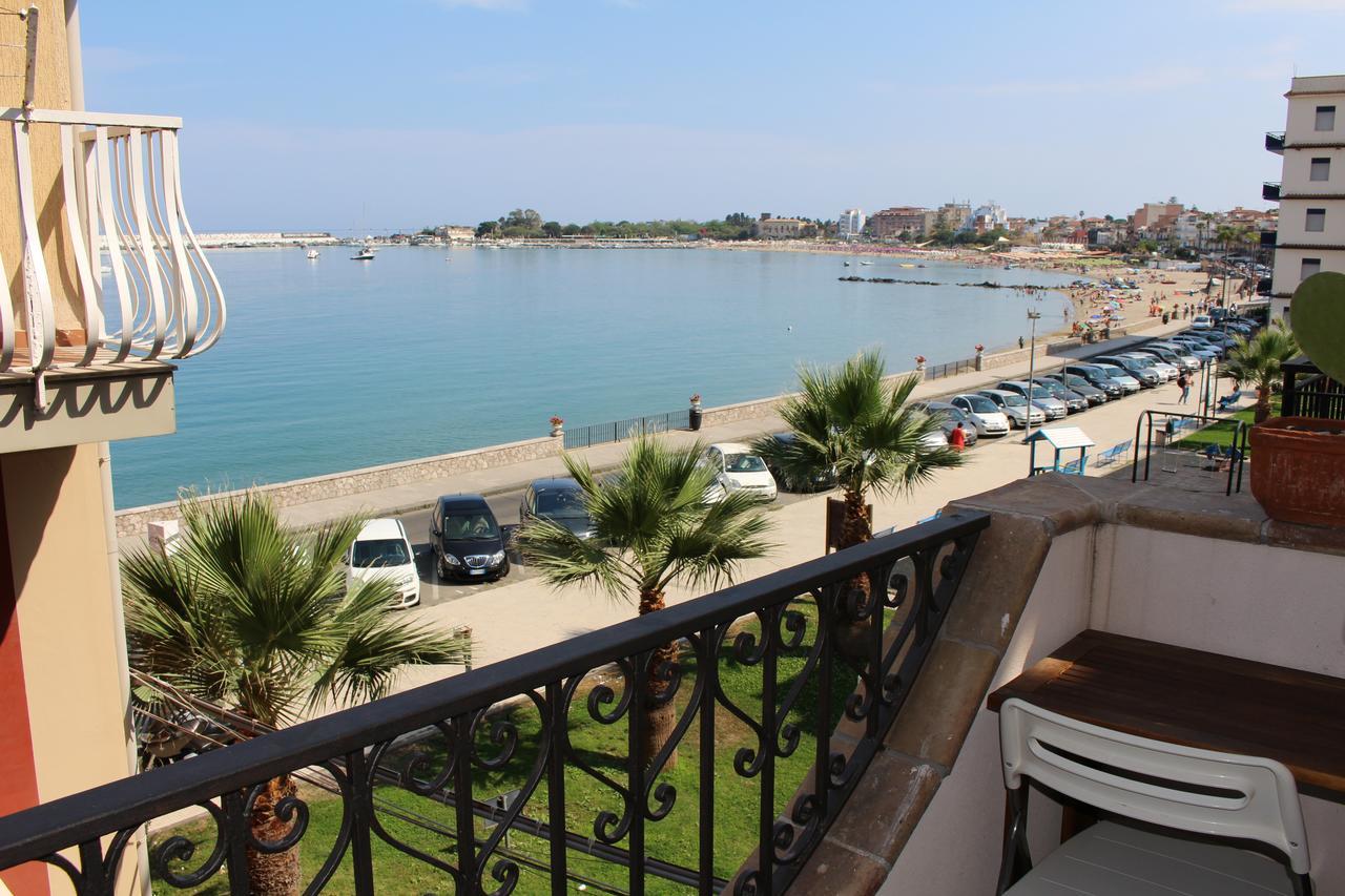 Hotel Villa Mora Джардини-Наксос Экстерьер фото