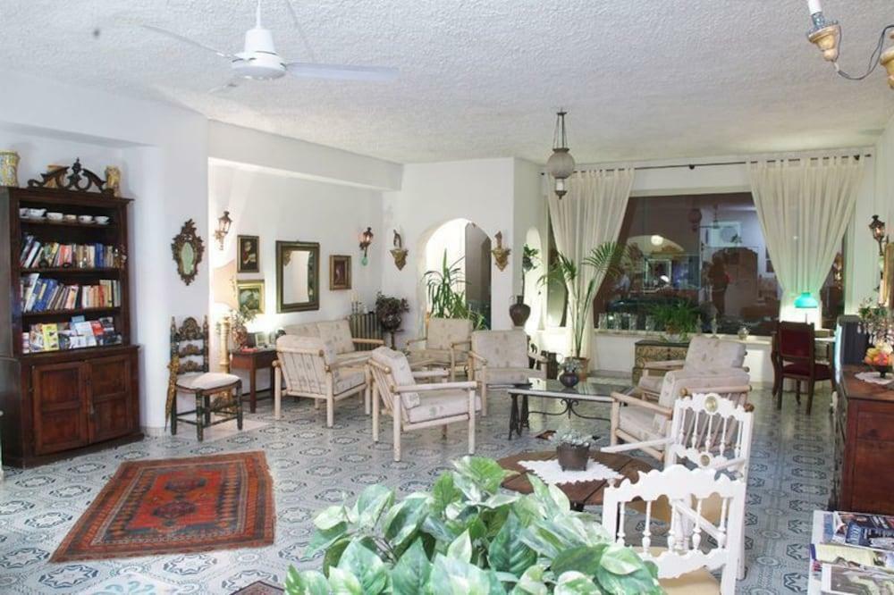 Hotel Villa Mora Джардини-Наксос Экстерьер фото
